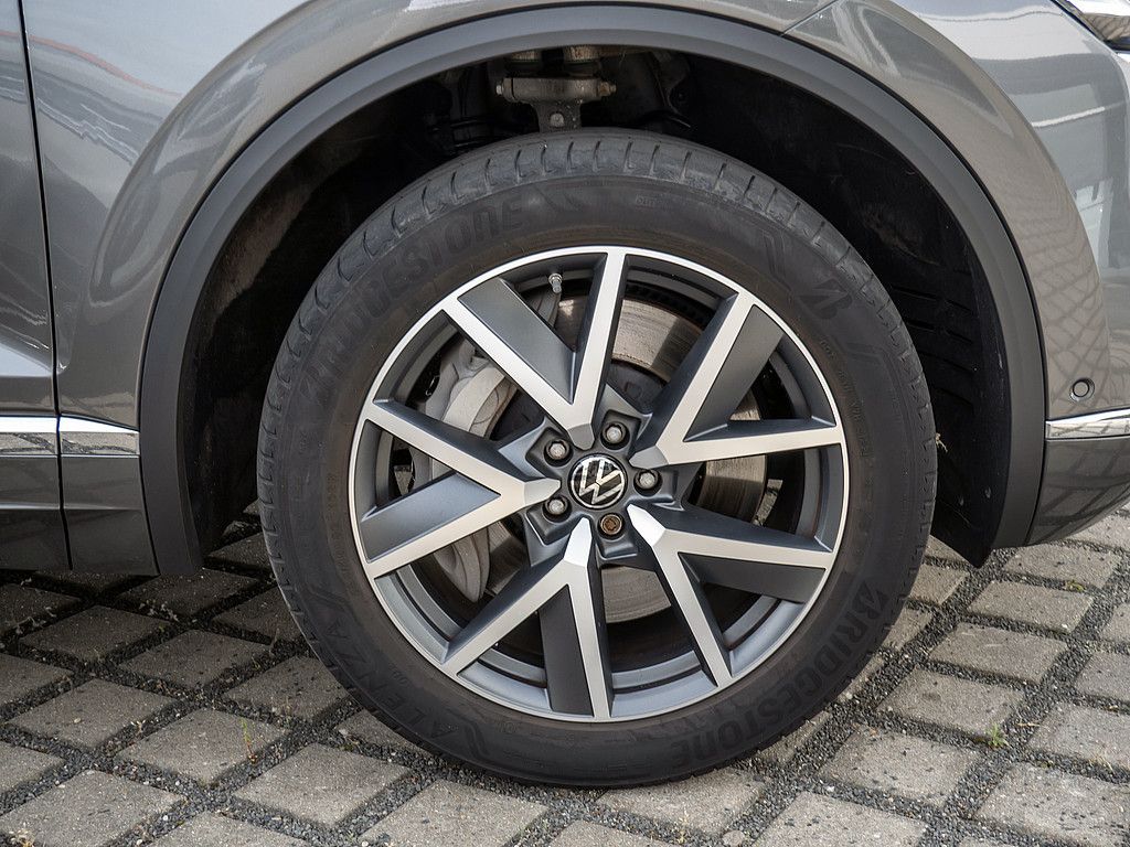 Volkswagen Touareg 3.0 V6 TSI eHybrid Elegance 4Motion PANO
