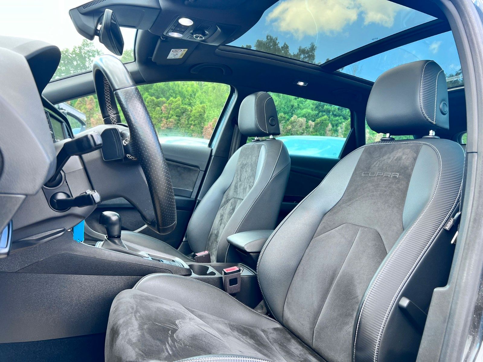 Cupra LEON 300 4DRIVE - Samsaru's Car Outlet