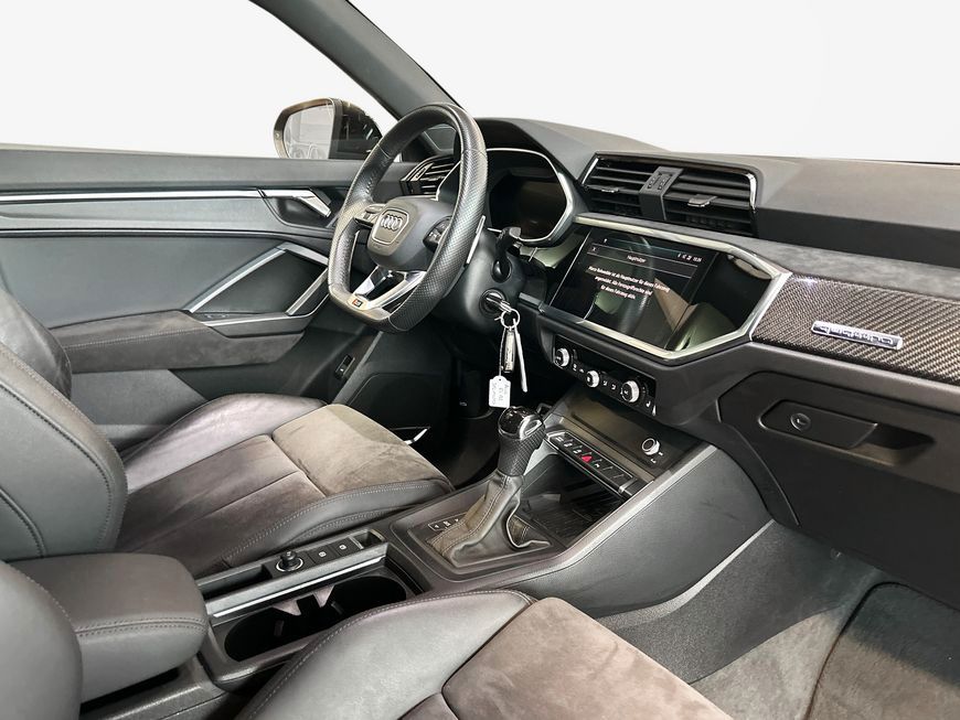 Audi RS Q3 2.5 TFSI Sportback quattro S tronic - Samsaru's Car Outlet