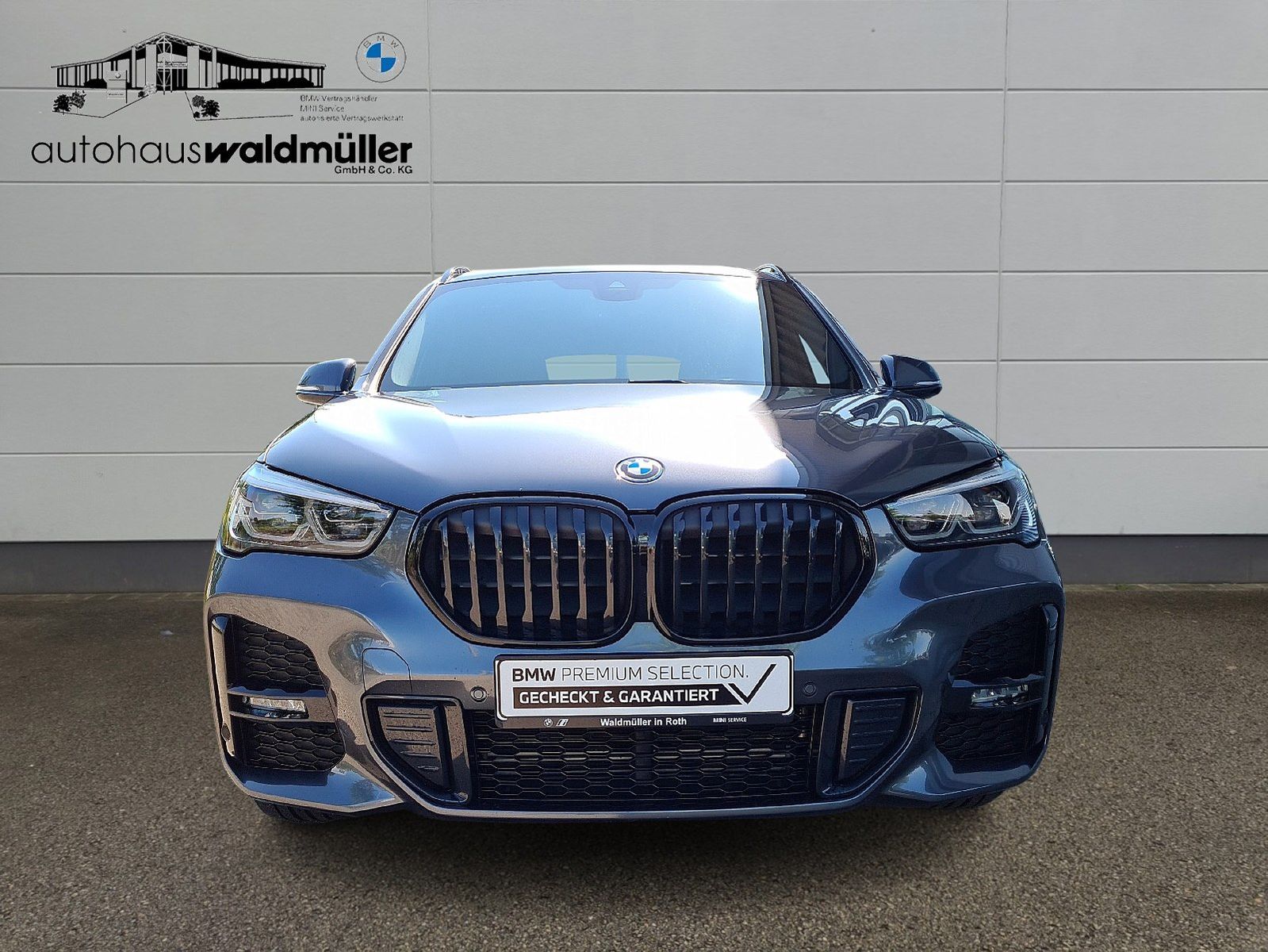 BMW X1 xDrive25e M Sportpaket - Samsaru's Car Outlet