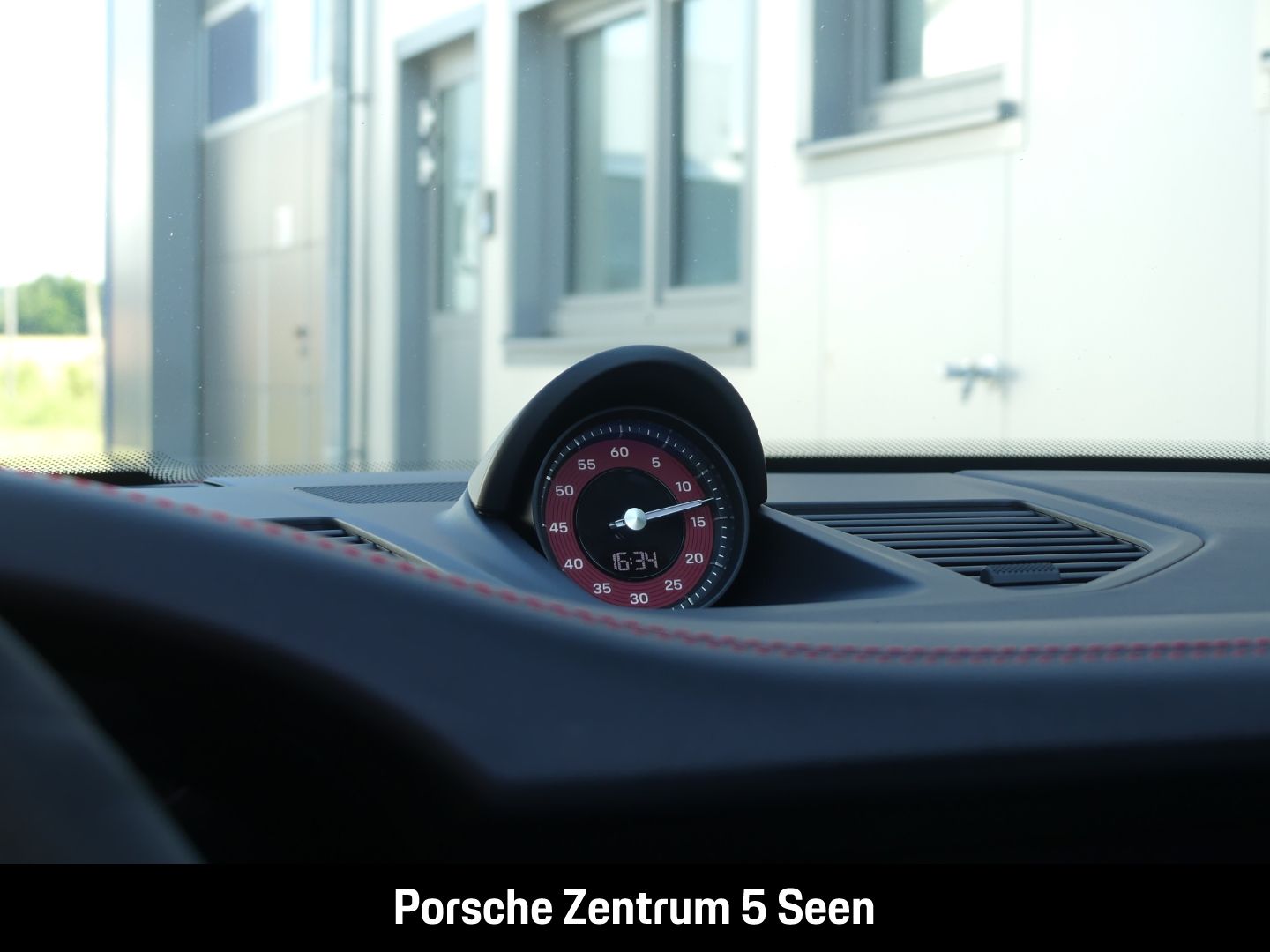 Porsche 992 I Carrera 4 GTS Cabriolet - Samsaru's Car Outlet