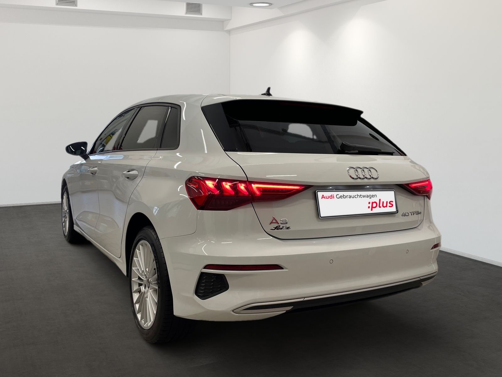 Audi A3 Sportback 40 TFSI e advanced - Samsaru's Car Outlet