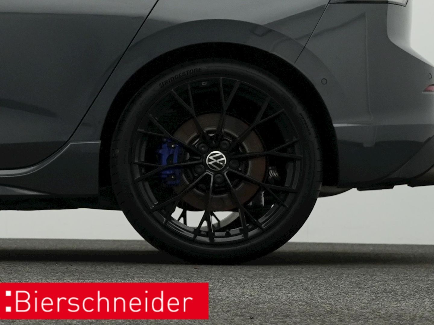 Volkswagen Golf R 8 2.0 TSI DSG 4Mo. Black Style 5-J-GAR PA