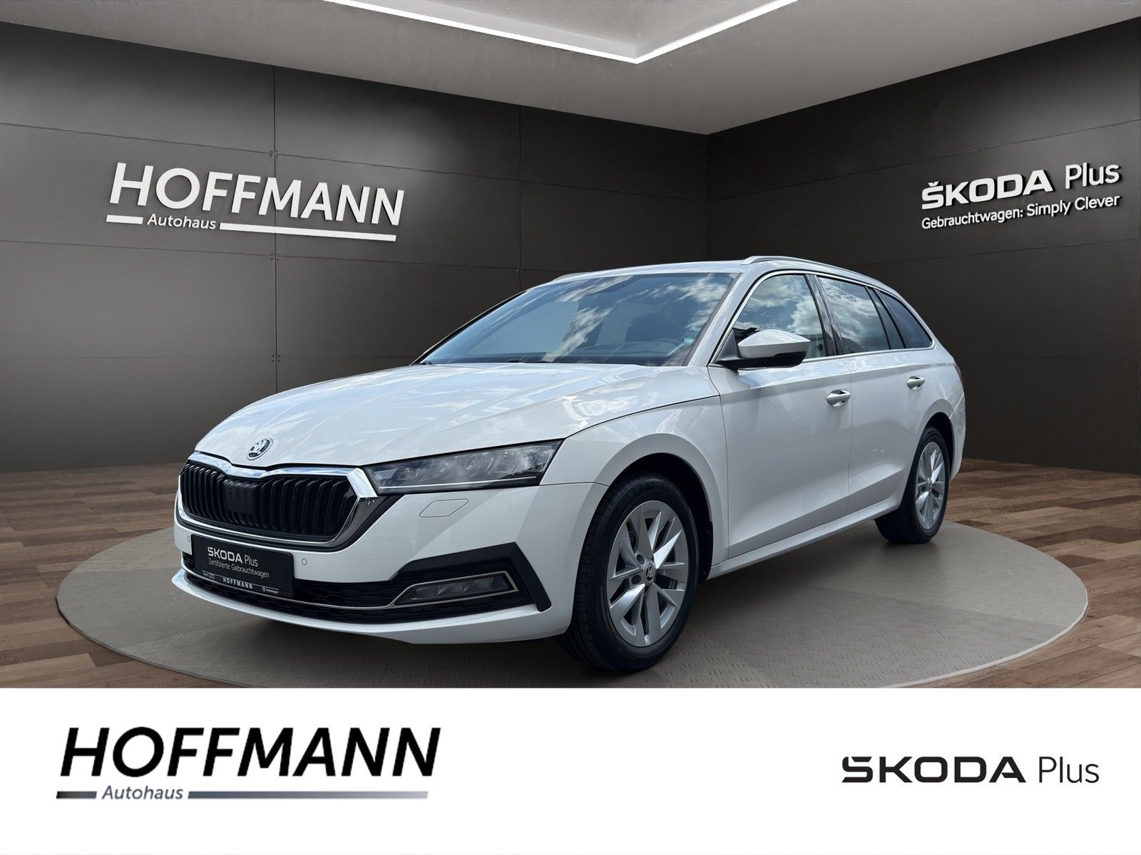 Skoda Octavia Combi 2.0 TDI Style - Samsaru's Car Outlet