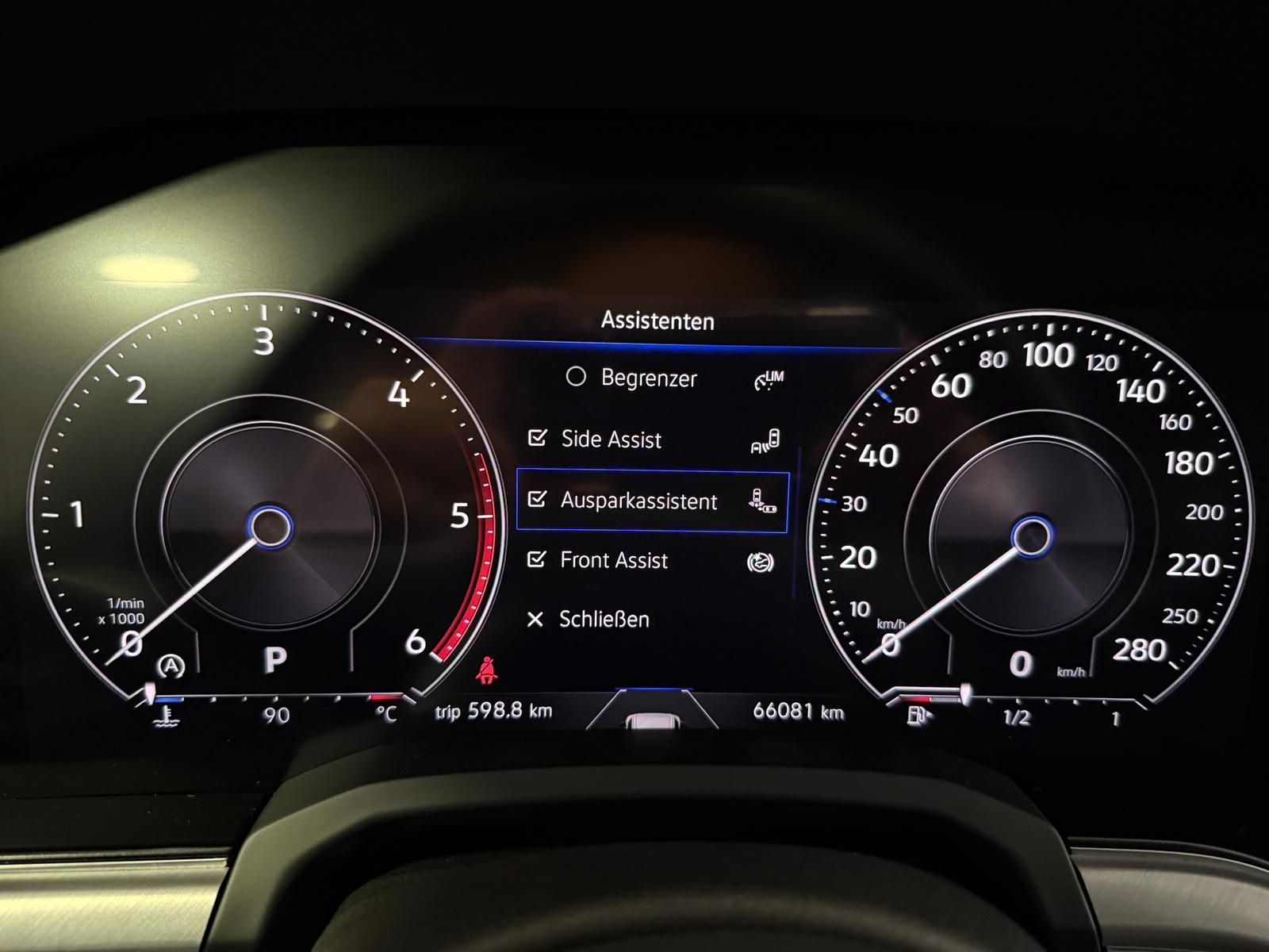 Volkswagen Touareg Elegance 4Motion - Samsaru's Car Outlet