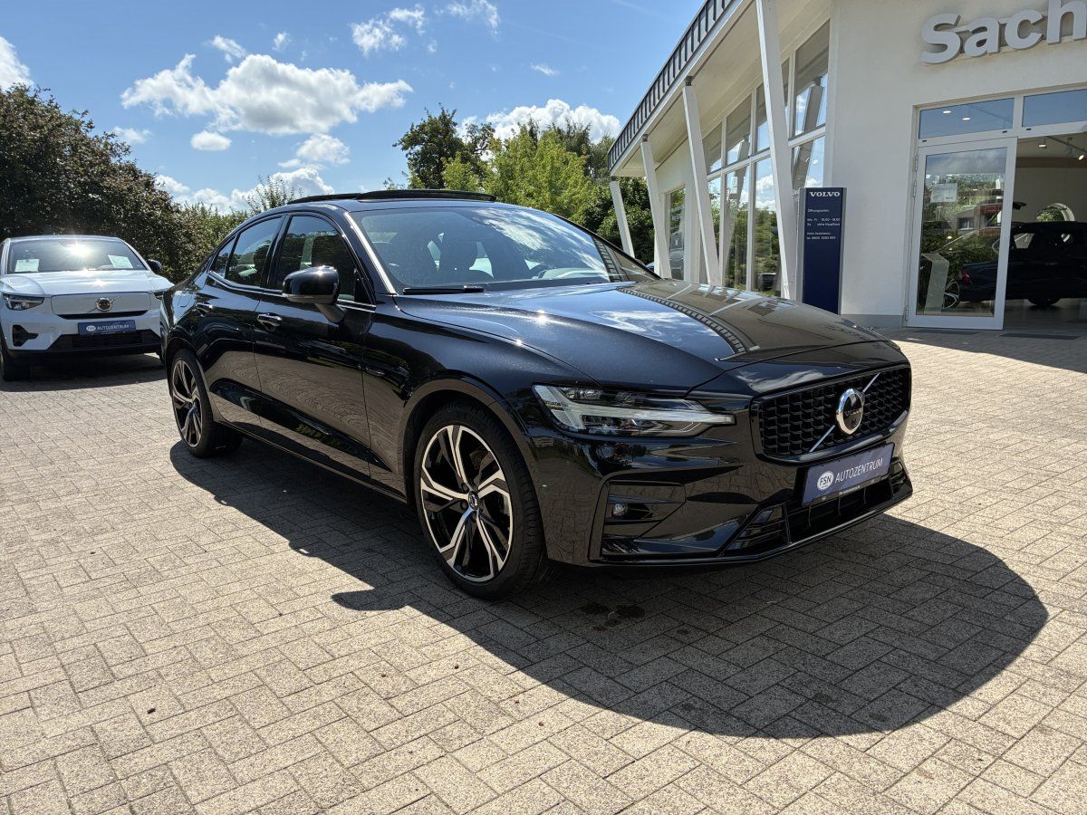 Volvo S60 B4 Plus Dark