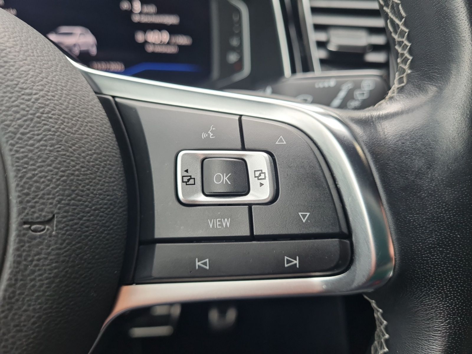 Volkswagen T-Roc 2.0 TSI Sport 4Motion Black - Samsaru's Car Outlet