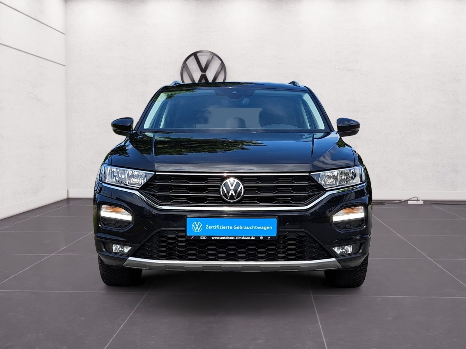 Volkswagen T-Roc Style 1.5 TSI DSG - Samsaru's Car Outlet