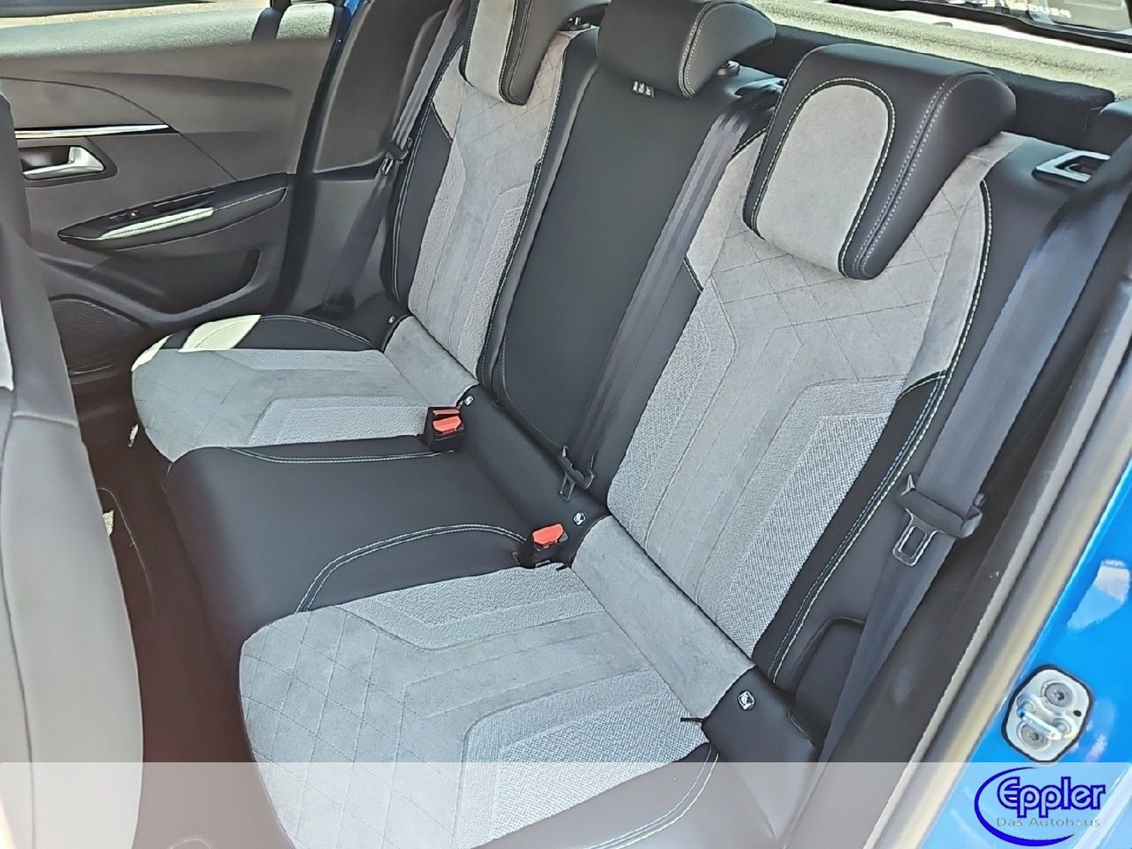 Peugeot 208 Elektro GT - Samsaru's Car Outlet