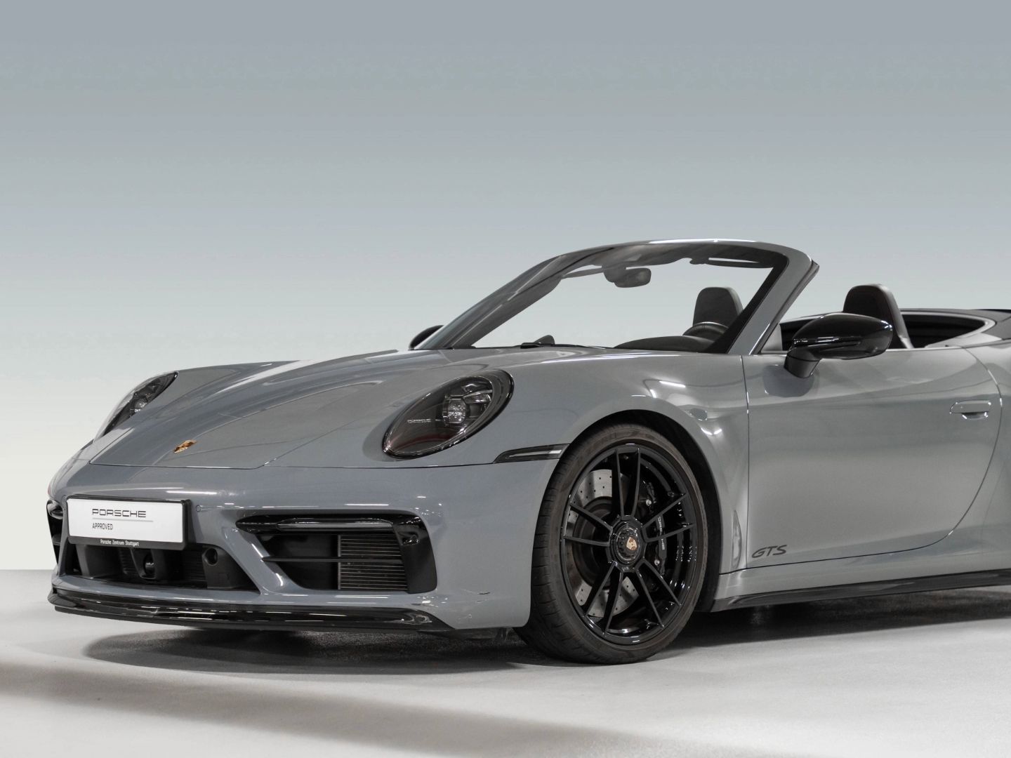 Porsche 992 Carrera 4 GTS Cabriolet InoDrive Burmester