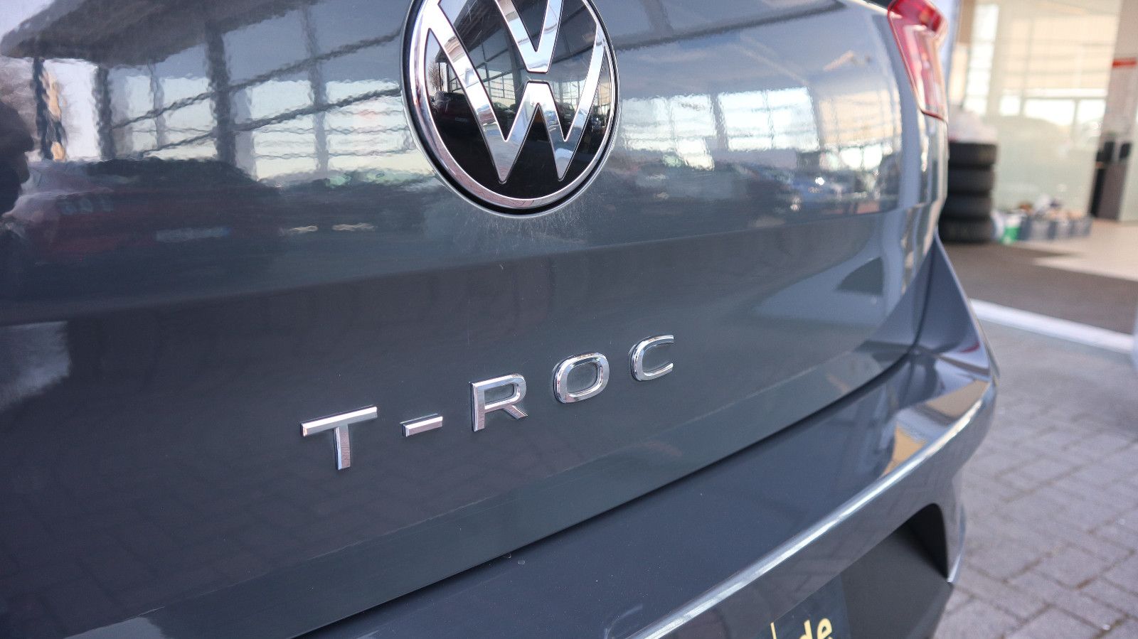 Volkswagen T-Roc Style 2.0 TDI - Samsaru's Car Outlet