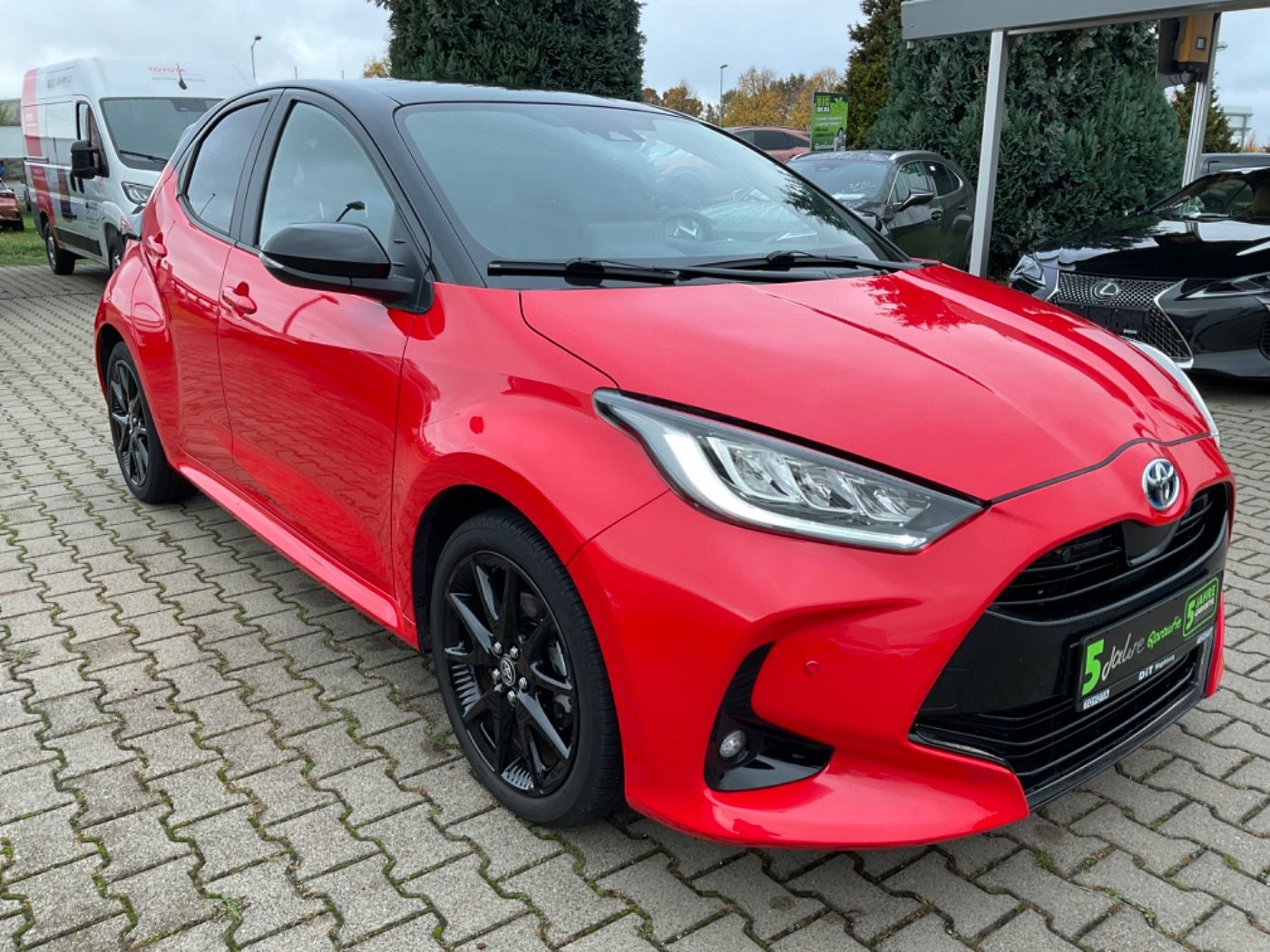 Toyota Yaris 1.5 Style ACC+LED+Navi+Pano+SD+SHZ+2xKlima