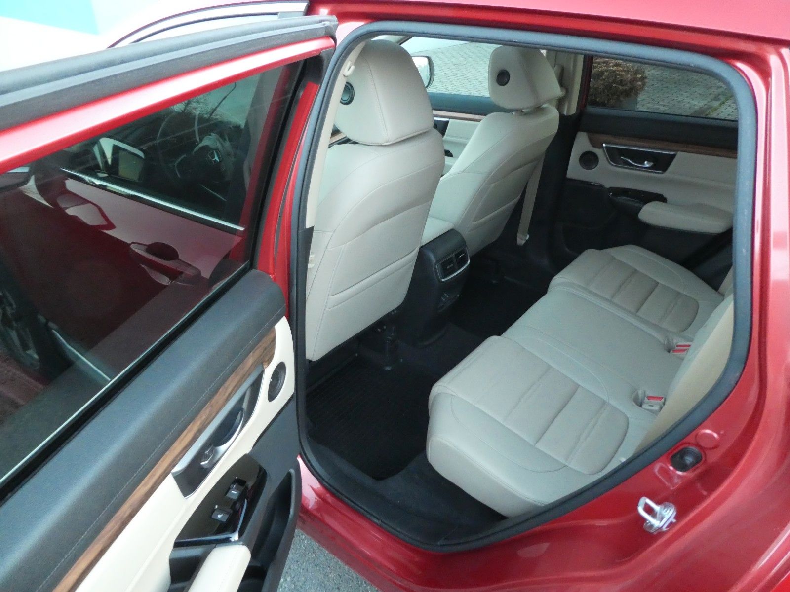Honda CR-V 1,5 142kW AWD Executive automatik