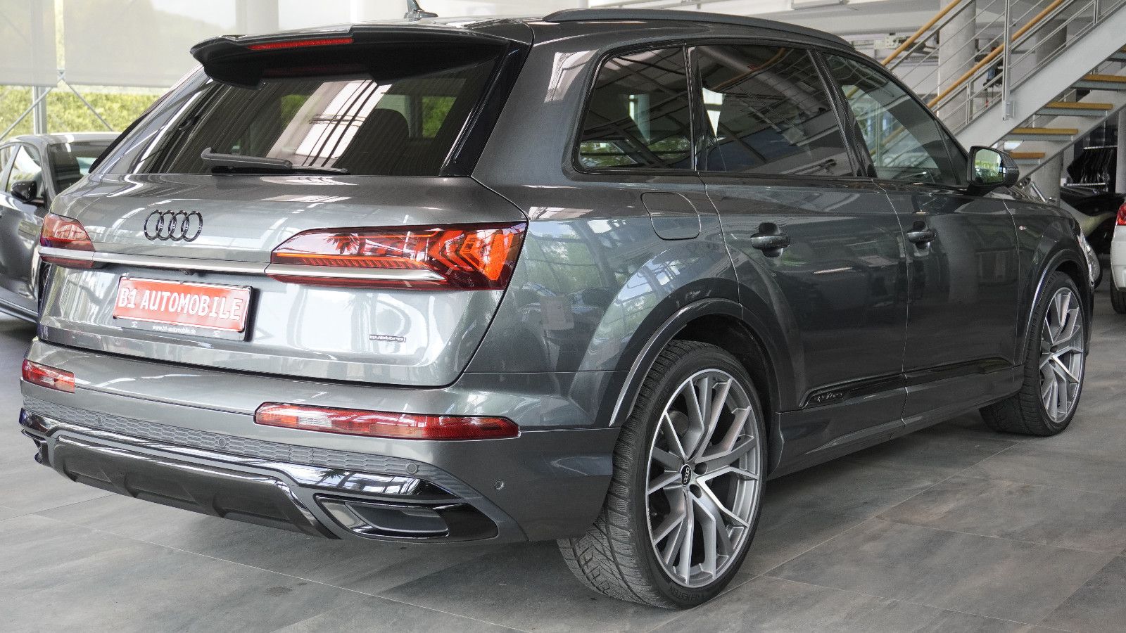 Audi Q7 50 TDI  S line*AHK*B&O*PANO*STHZ*7 SITZER*22