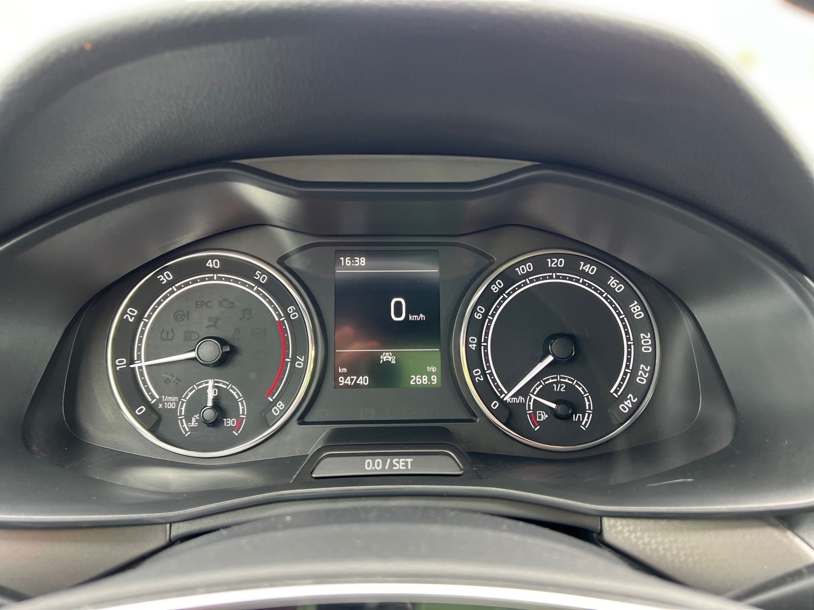 Skoda Kamiq Clever 1.0 TSI - Samsaru's Car Outlet