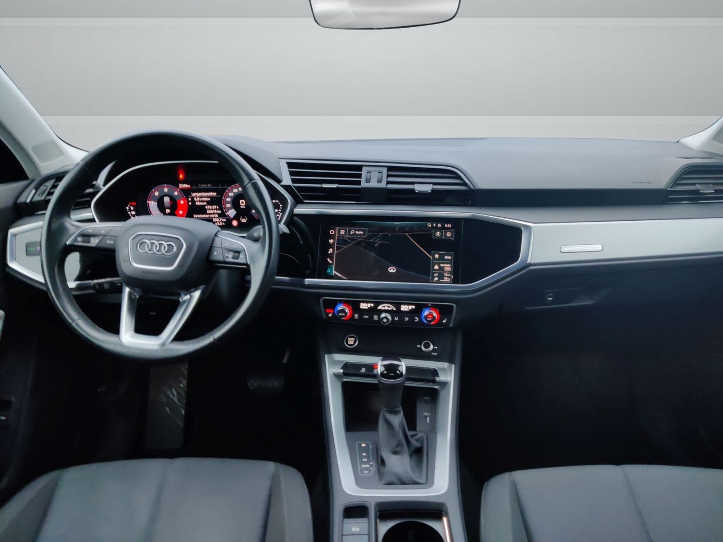 Audi Q3 40 TDI quattro advanced - Samsaru's Car Outlet