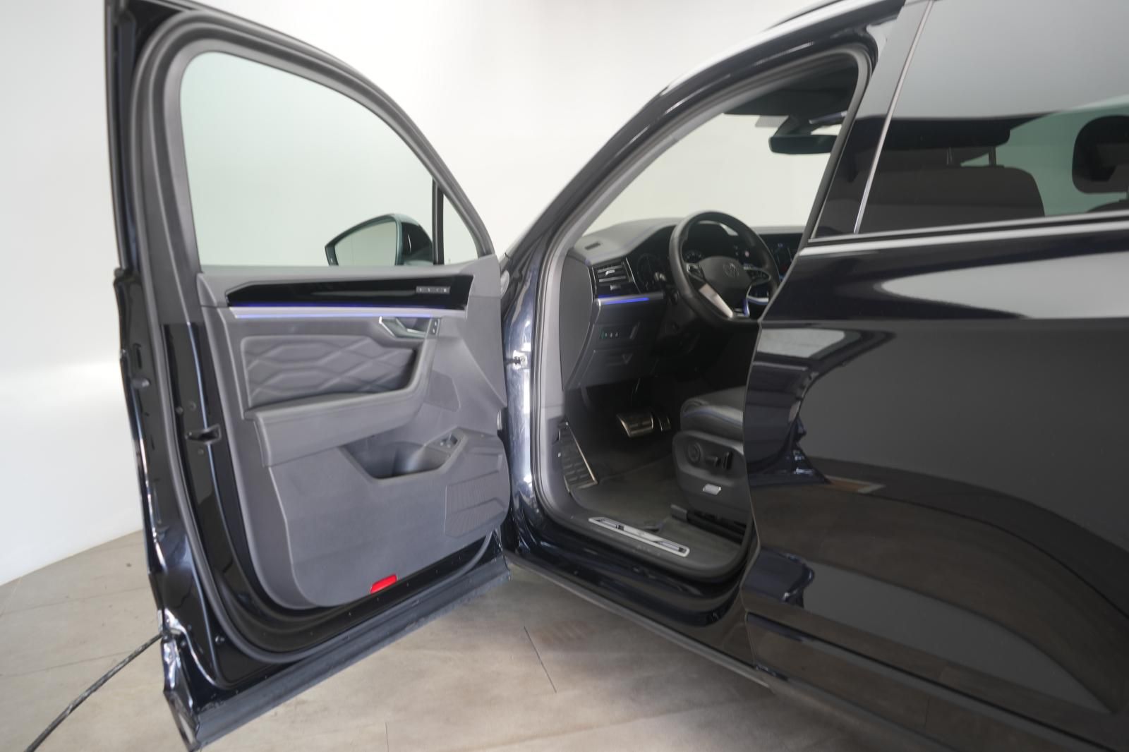 Volkswagen Touareg R 4 Motion 3.0 eHybrid Leder/ACC/Night/H