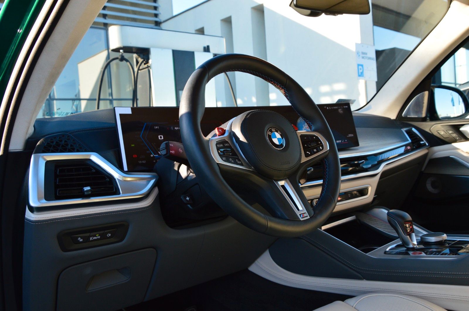 BMW X5 M Competition SOFTC.MASSAGE.SKY.B&W.AHK.5/100