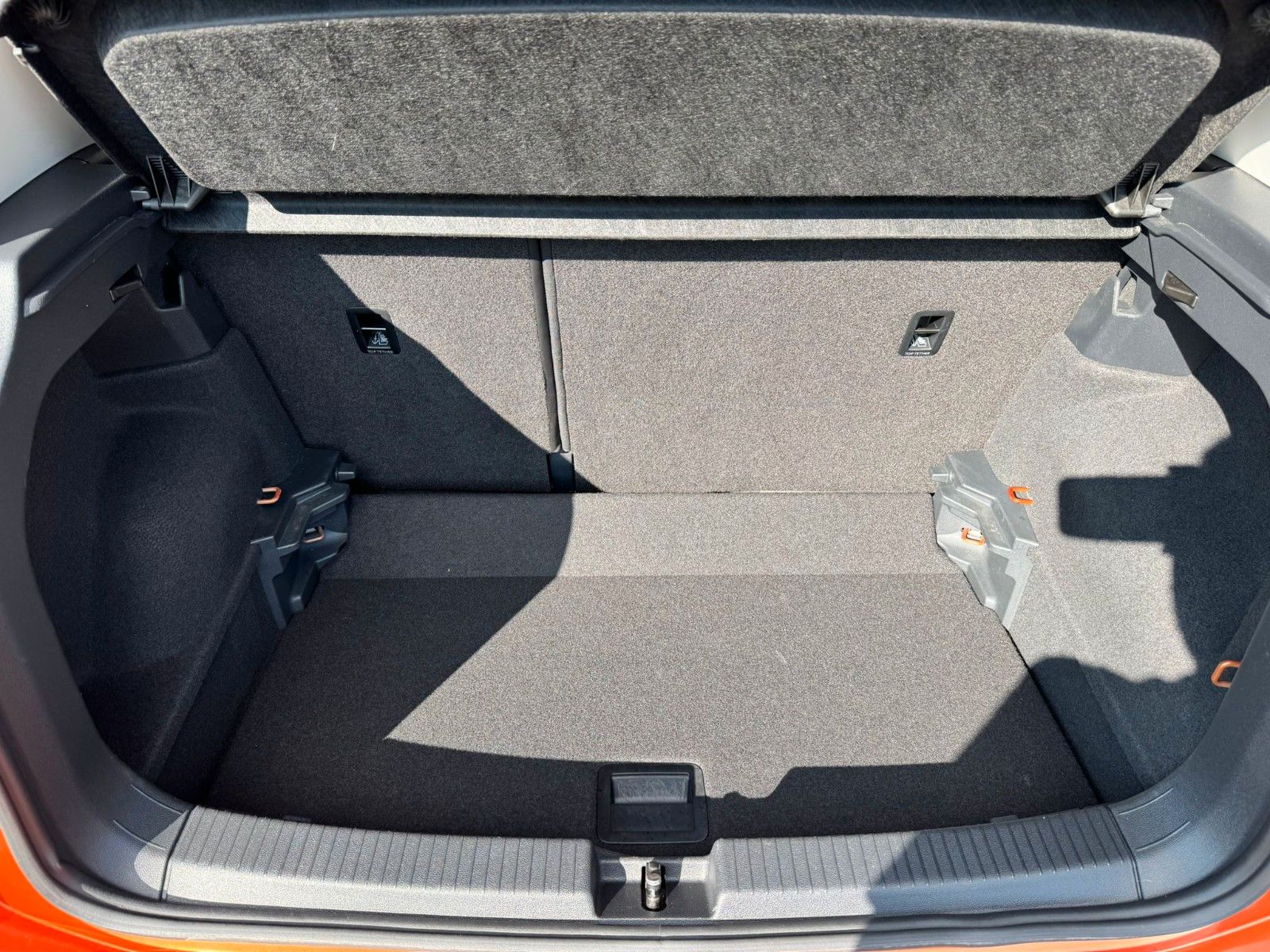 Volkswagen T-Cross 1.0 TSI Style DSG - Samsaru's Car Outlet