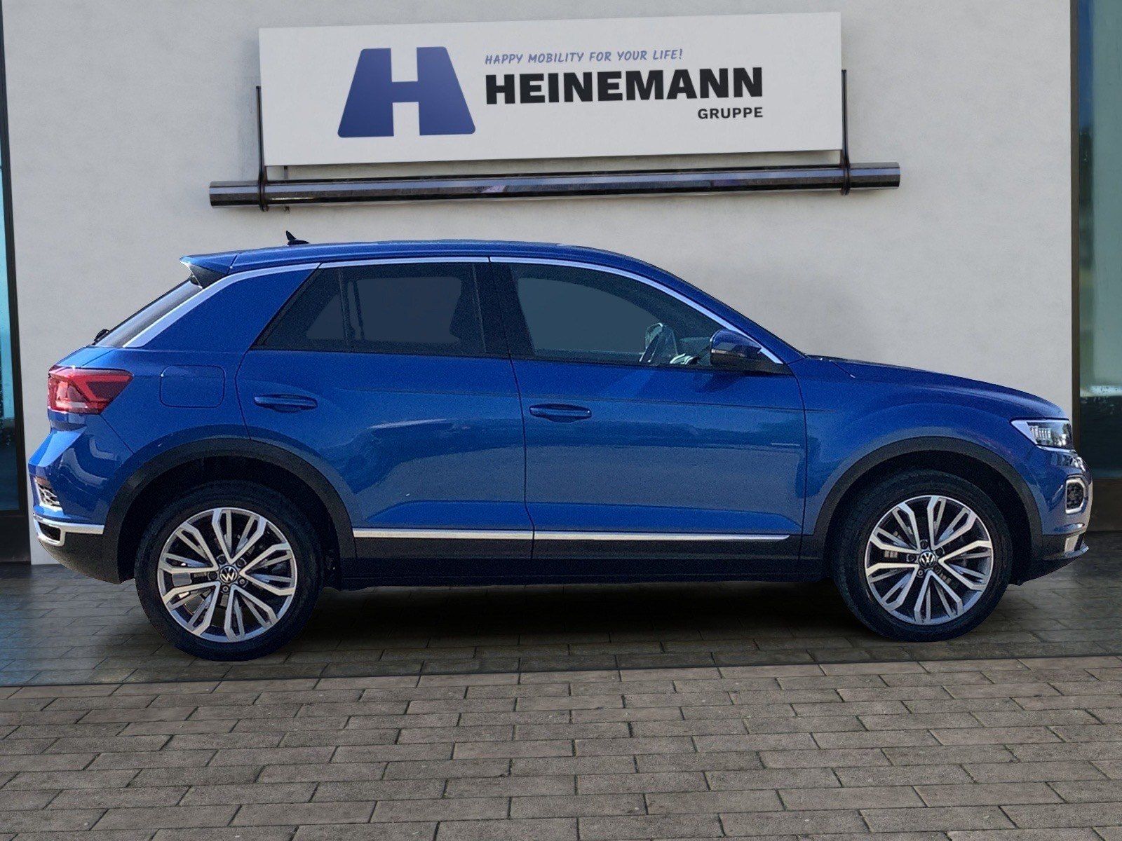 Volkswagen T-Roc 1.5 TSI ACT OPF DSG Sport - Samsaru's Car Outlet