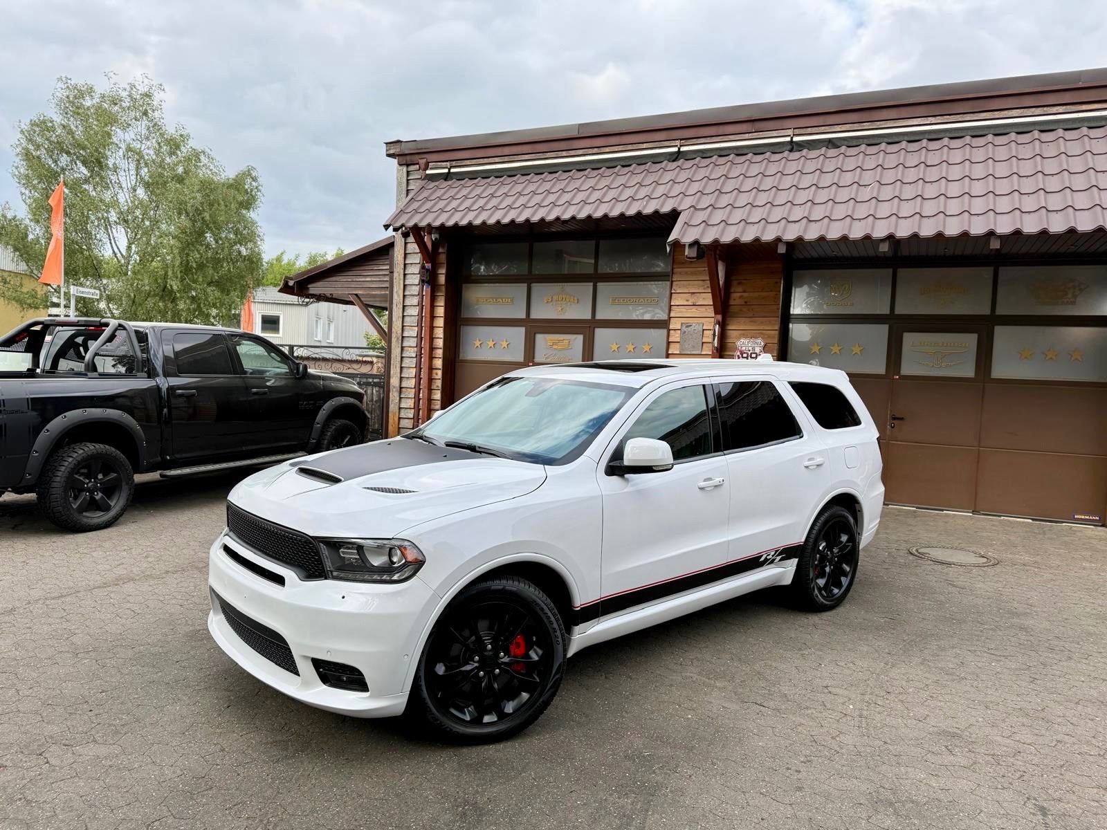 Dodge V8*R/T*LPG*LEDER*NAVI*AHK*LED*PDC*GARANTIE