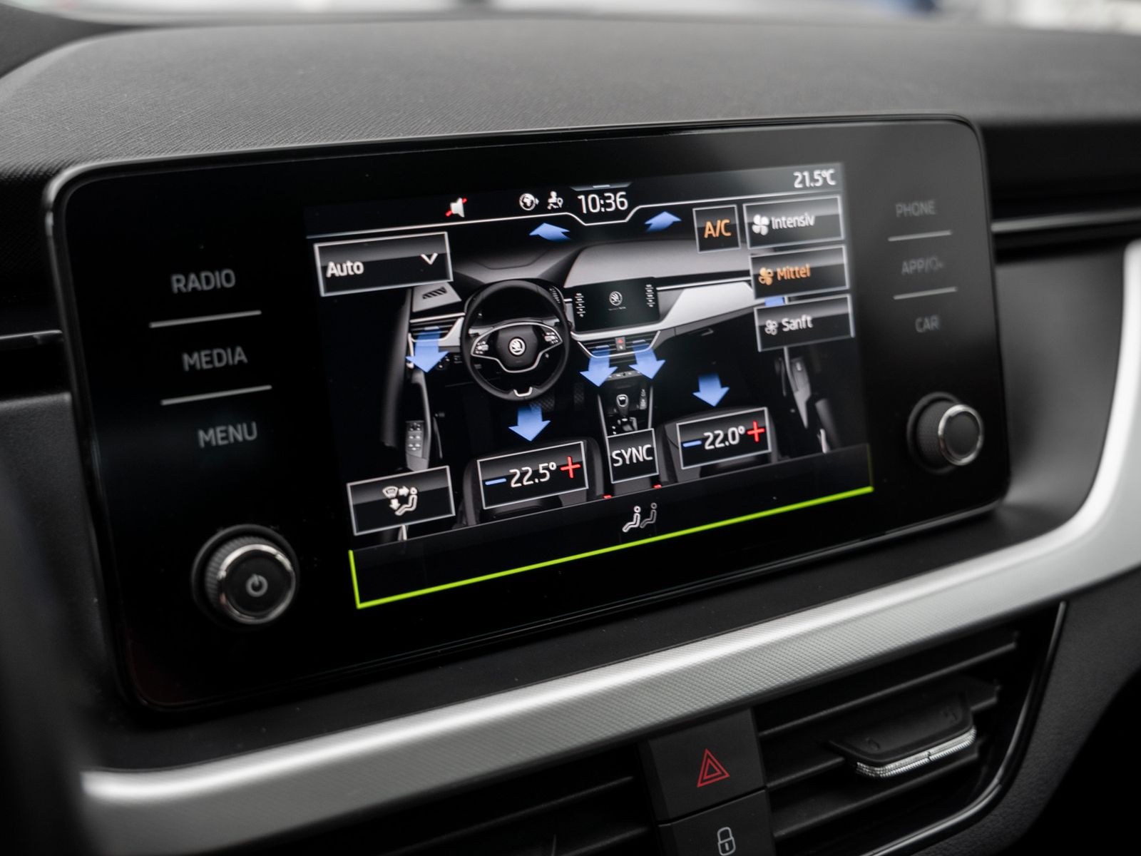 Skoda SCALA 1.5 TSI DSG - Samsaru's Car Outlet