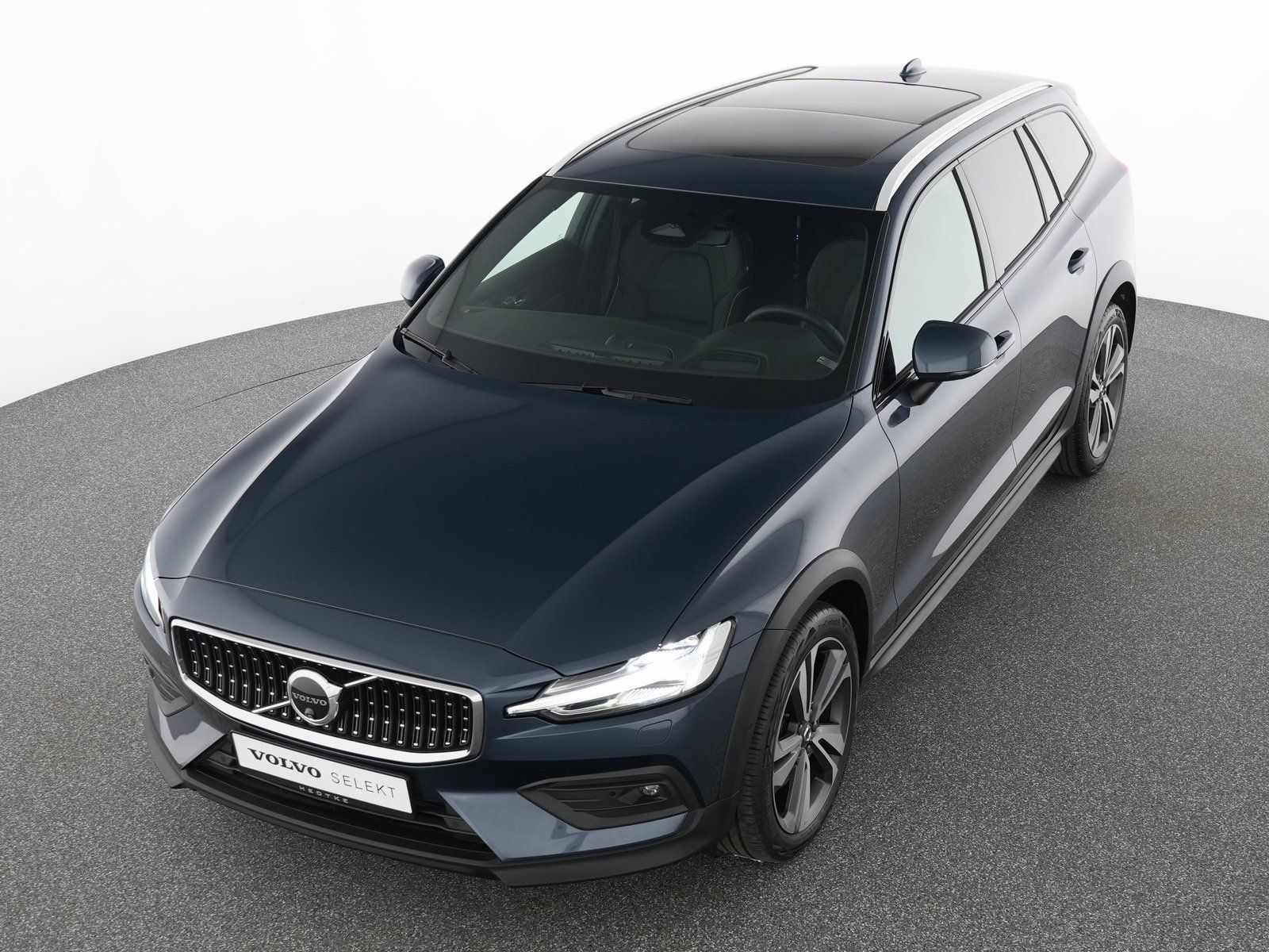 Volvo V60 CC B4 AWD Ultimate SONDERFINANZIERUNG 1,99%*