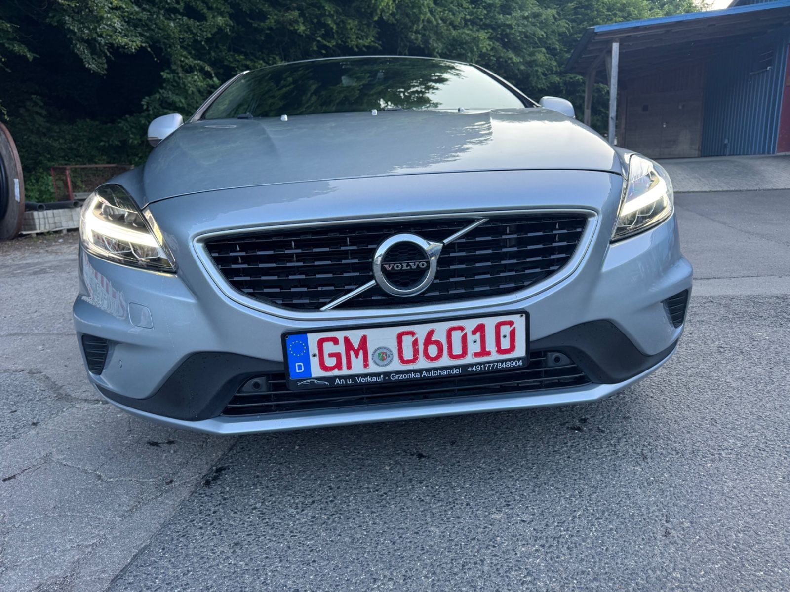 Volvo V40 R-DesignAut.NavLederFullLedGarantiNavi