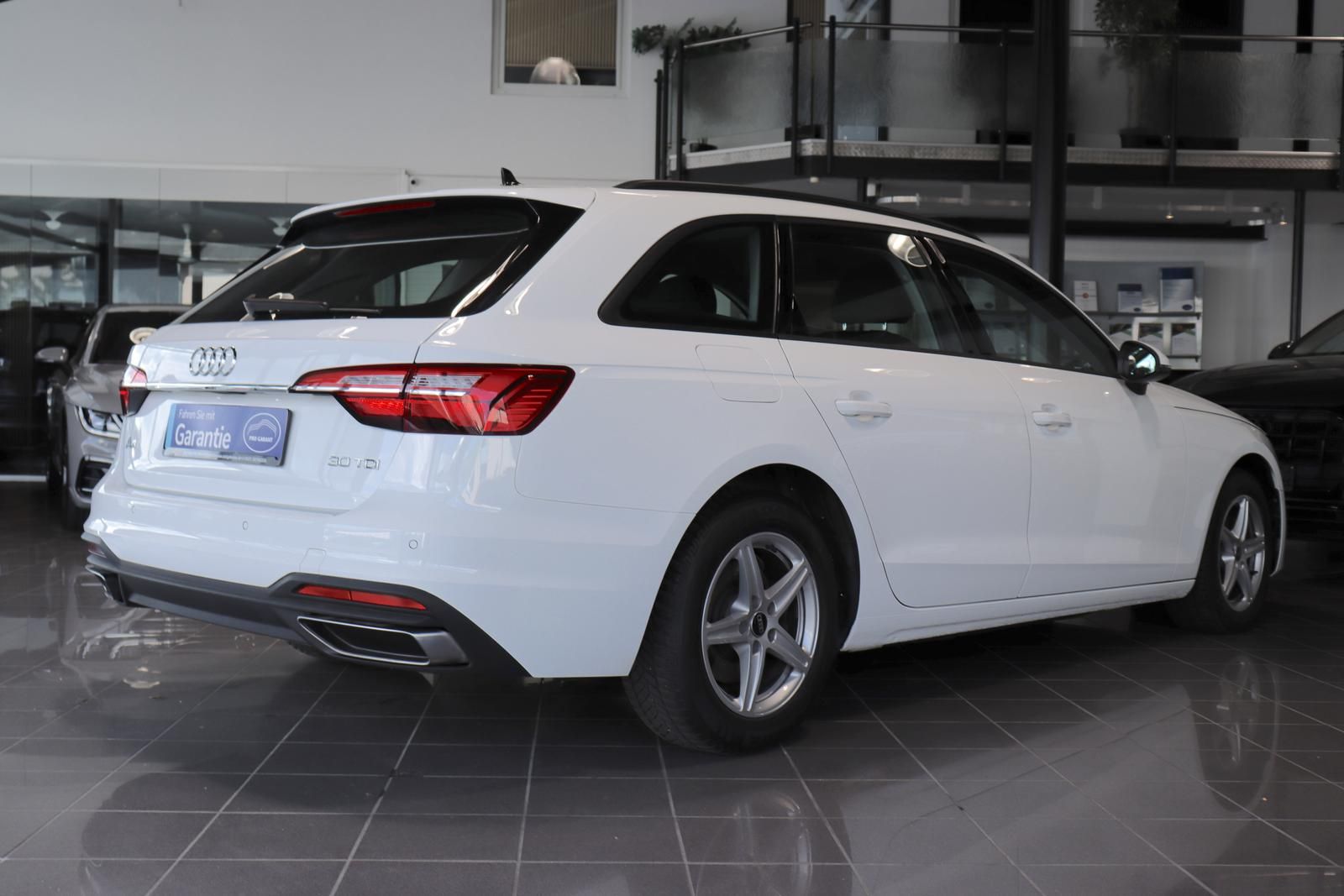 Audi A4 Avant 2.0 TDI Stronic - Samsaru's Car Outlet