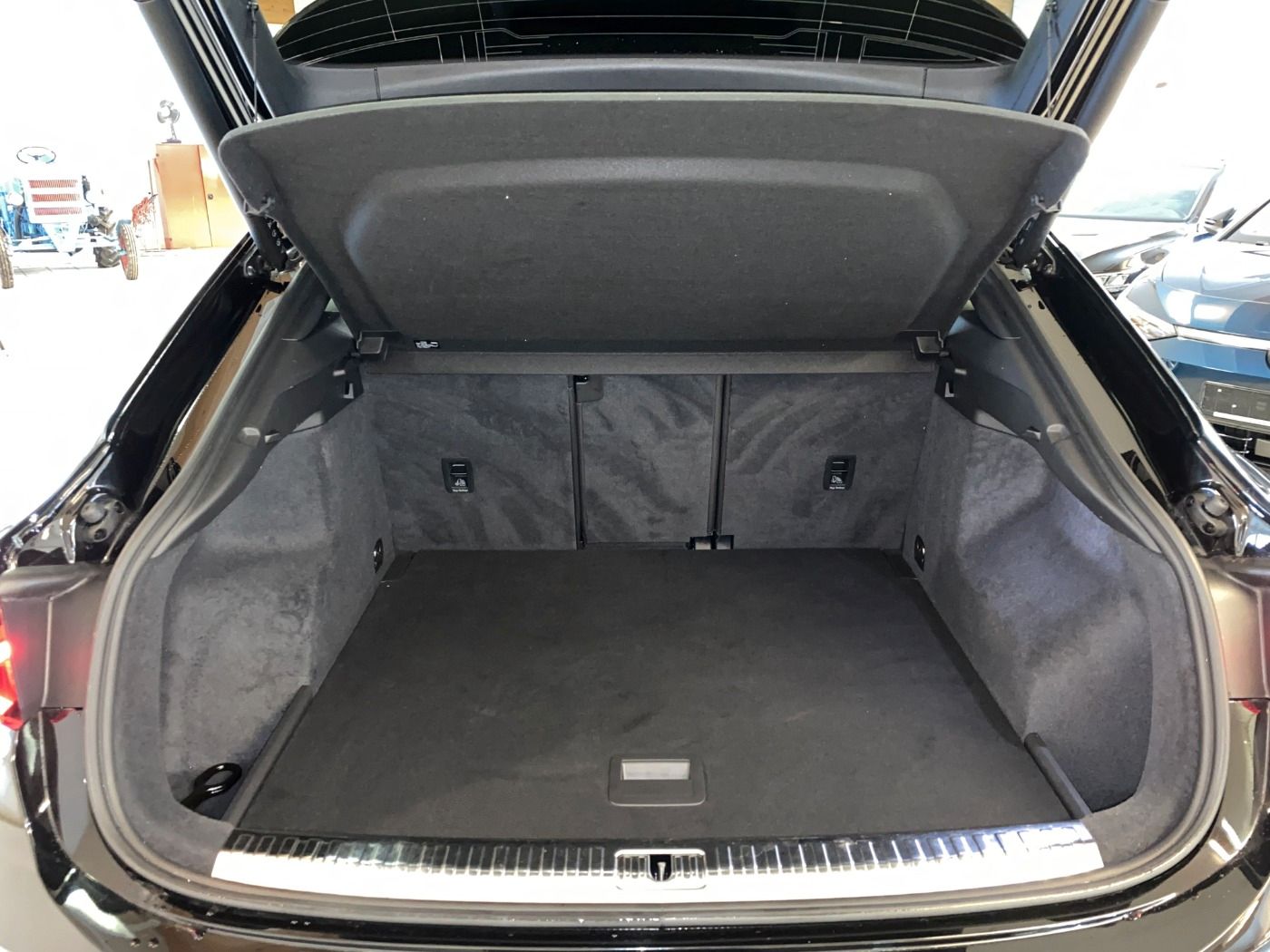 Audi Q3 Sportback S line - Samsaru's Car Outlet