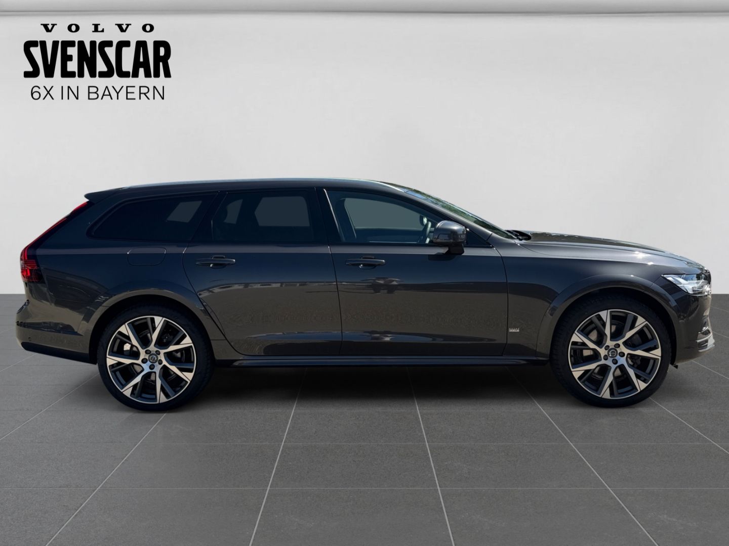 Volvo V90 Cross Country B4 AWD Ultimate B&W StandHZG L