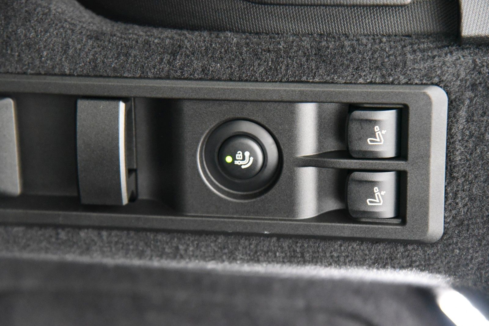 BMW 320d Touring xDrive M Sport - Samsaru's Car Outlet