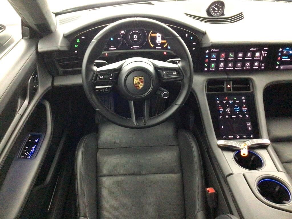 Porsche Taycan Cross Turismo Turbo PANO/BOSE/HUD/21"/ACC