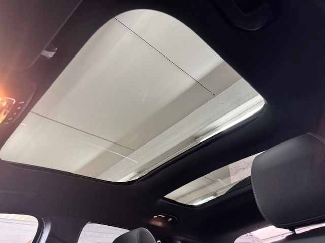 Mercedes-Benz GLC 300 d 4 M AMG Digital Light+Panorama+Burmest