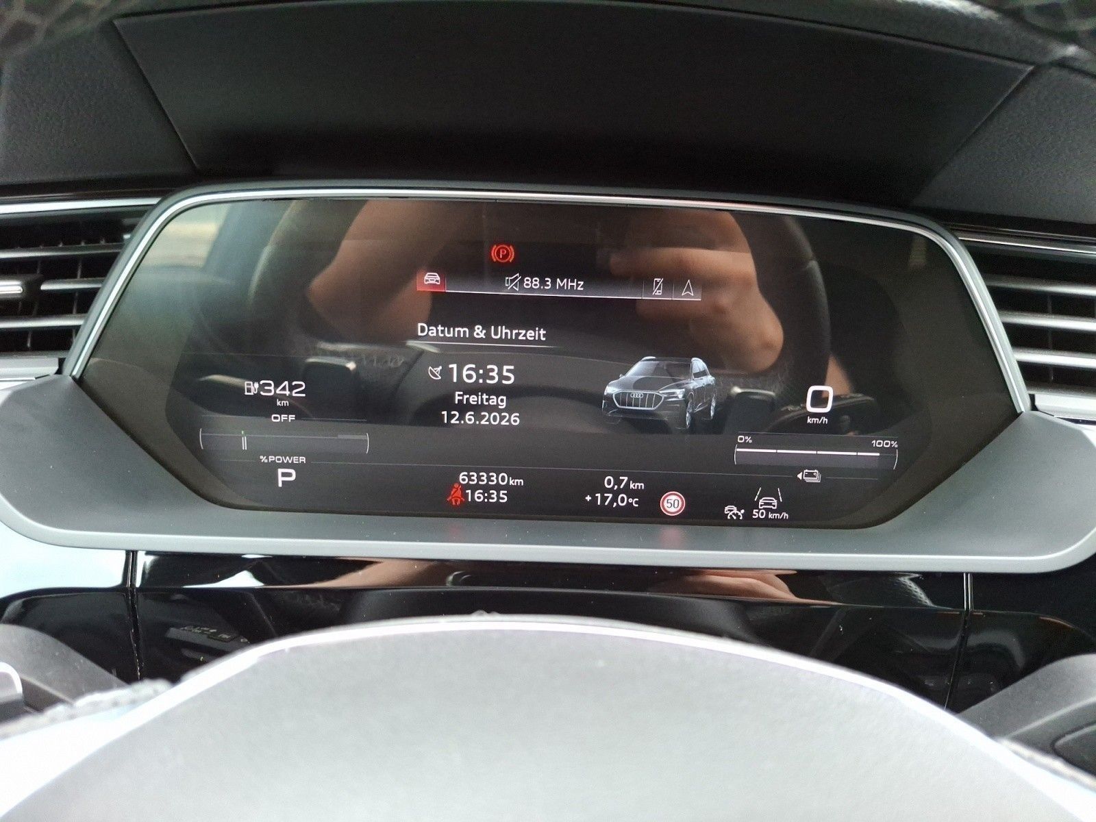 Audi Q8 e-tron 50 quattro S line AHK HUD B+Osound Sta