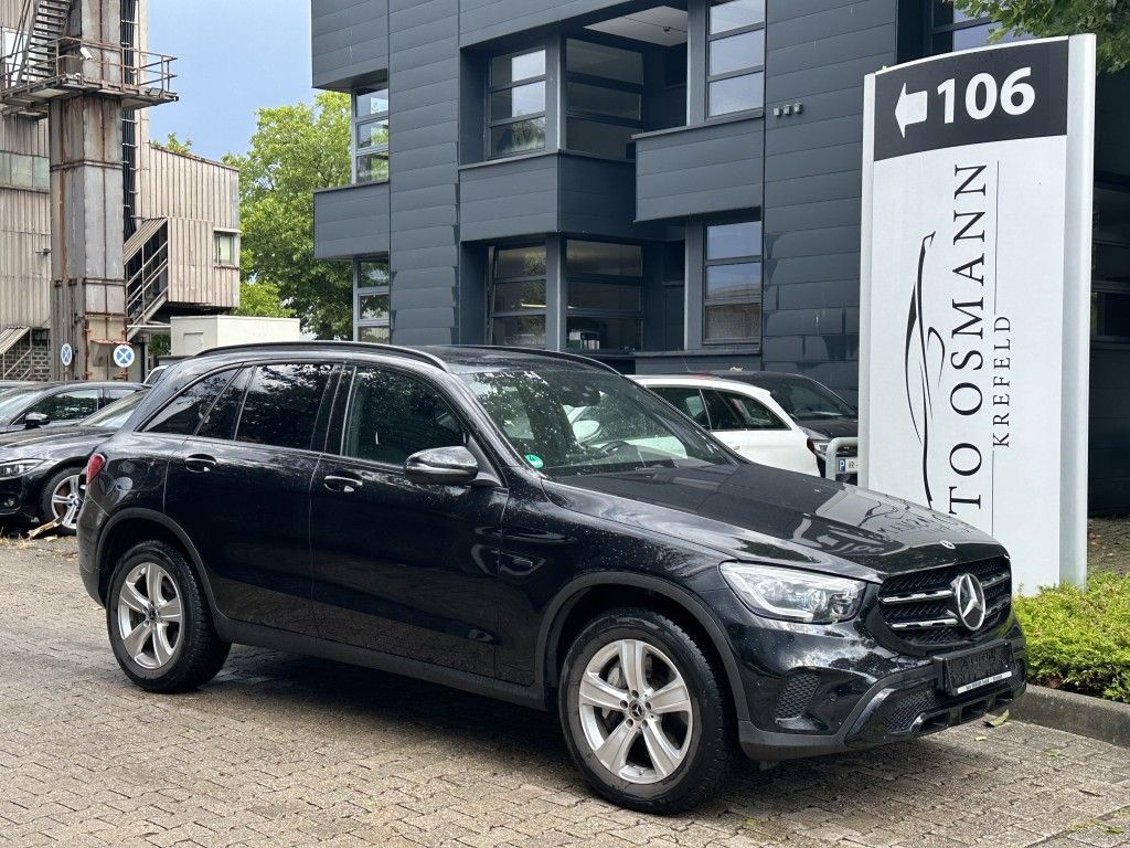 Mercedes-Benz GLC 300 e 4Matic - Samsaru's Car Outlet