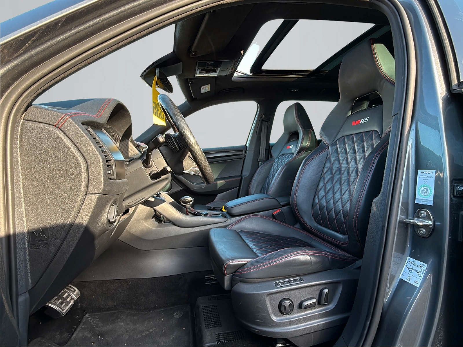 Skoda Kodiaq RS 4x4 7Sitzer | Pano | Belüftung |Canton