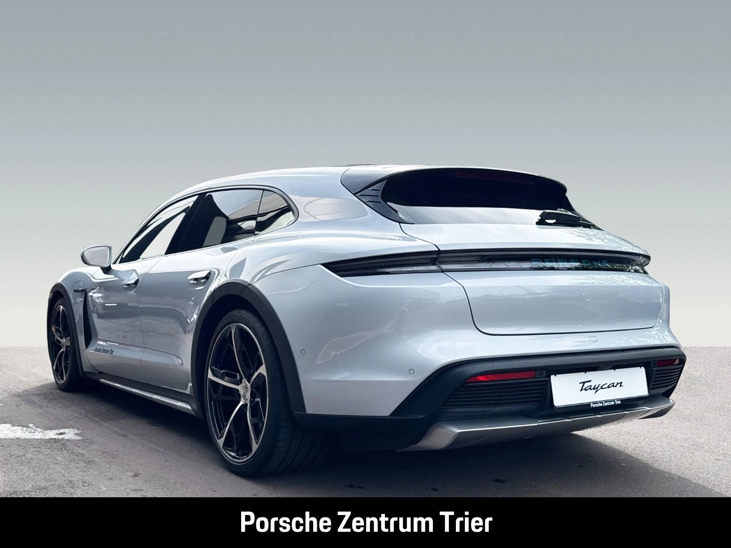 Porsche Taycan 4 Cross Turismo HA-Lenkung InnoDrive