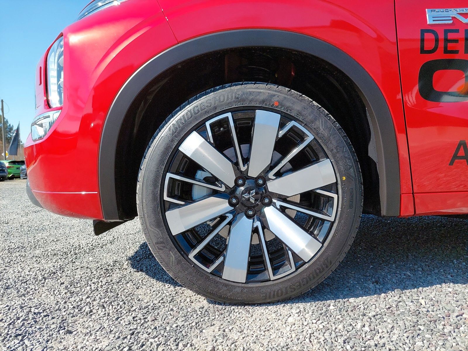 Mitsubishi Plug-in Hybrid Outlander 2025 TOP