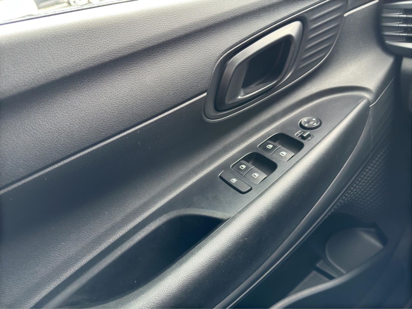 Hyundai i20 1.0 T-GDI Automatik - Samsaru's Car Outlet