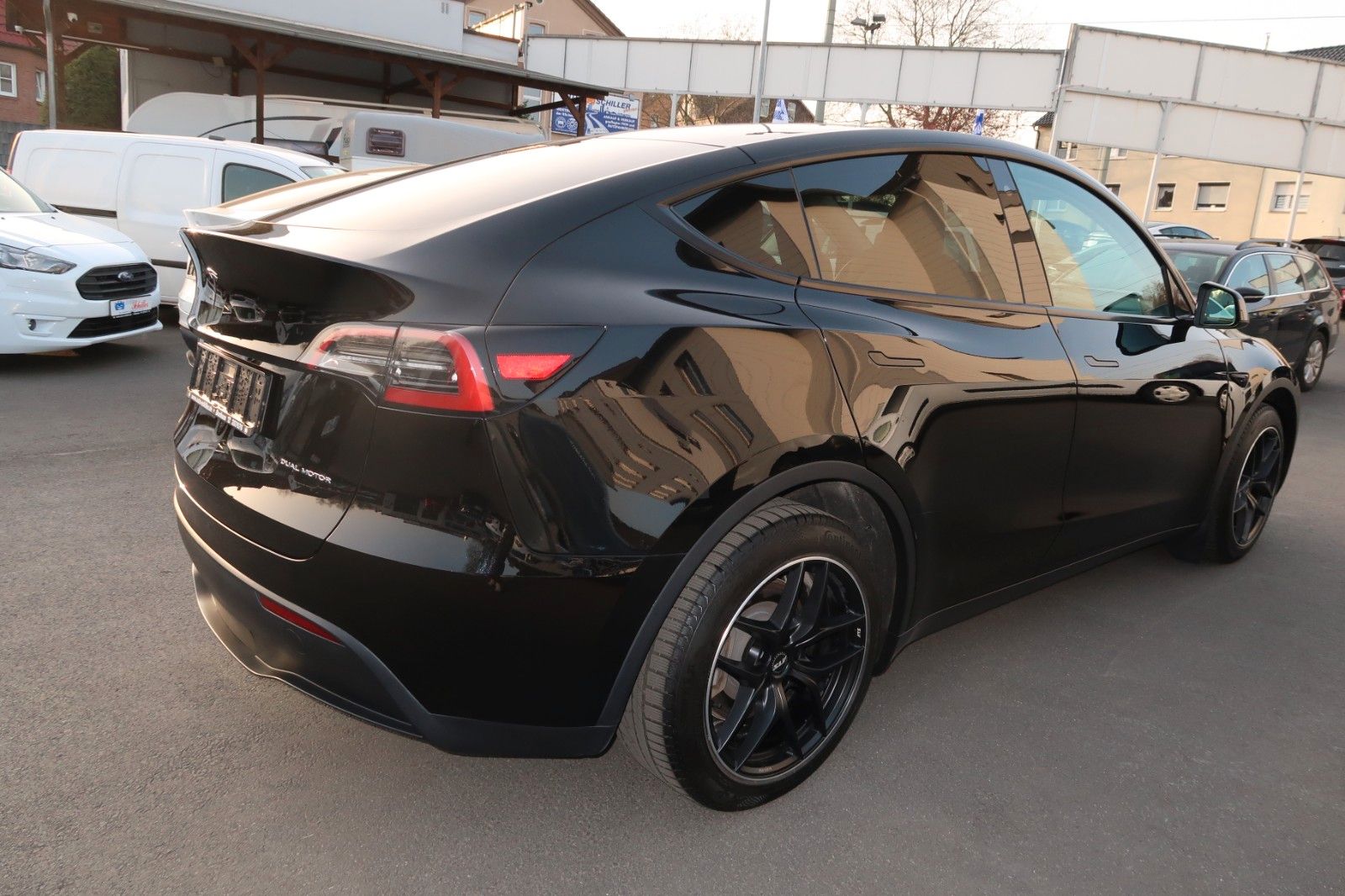 Tesla Model Y Long Range Dual AWD # AHK # black #MWST.