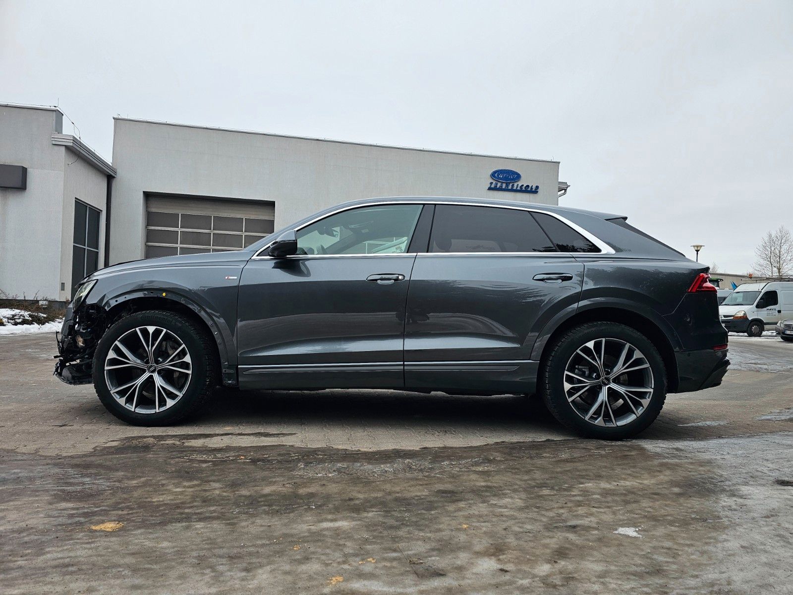 Audi Q8 45TDI quattro S-LINE Mild Hybr LEICHER UNFALL