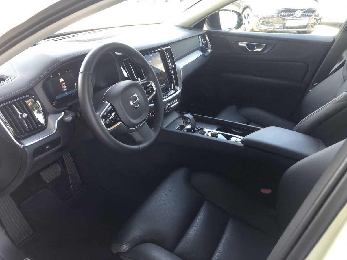 Volvo S60 B5 AWD Ultimate Dark