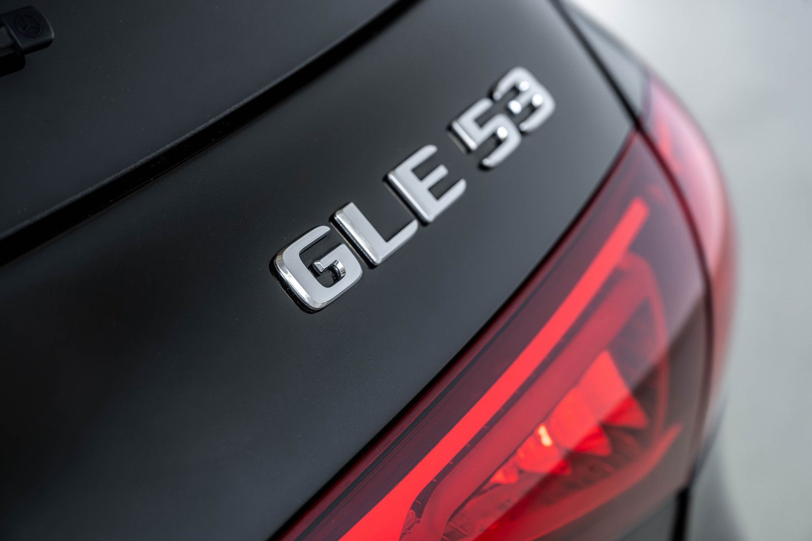 Mercedes-Benz GLE 53 AMG SUV NIGHT PANO MULTIBEAM MBUX BURMEST