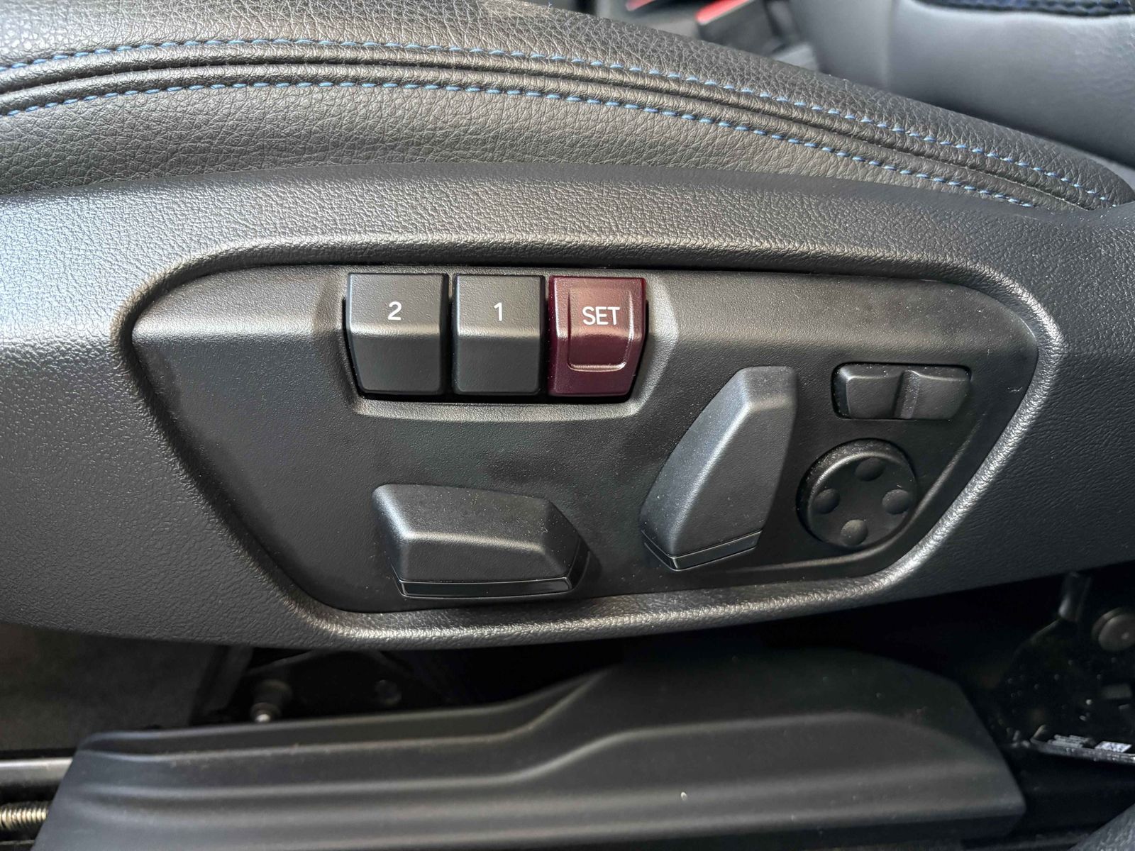 BMW X1 xDrive25i MSport - Samsaru's Car Outlet