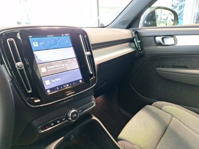 Volvo XC40 B3 Core - Samsaru's Car Outlet