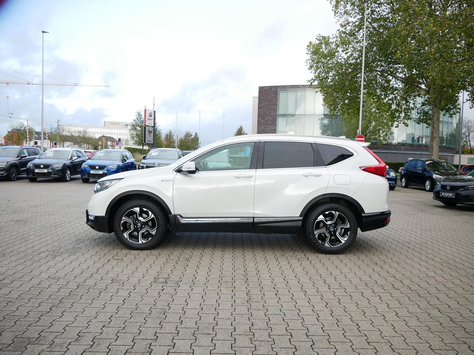 Honda CR-V Hybrid 2.0 i-MMD EXECUTIVE 4WD PANO+LEDER