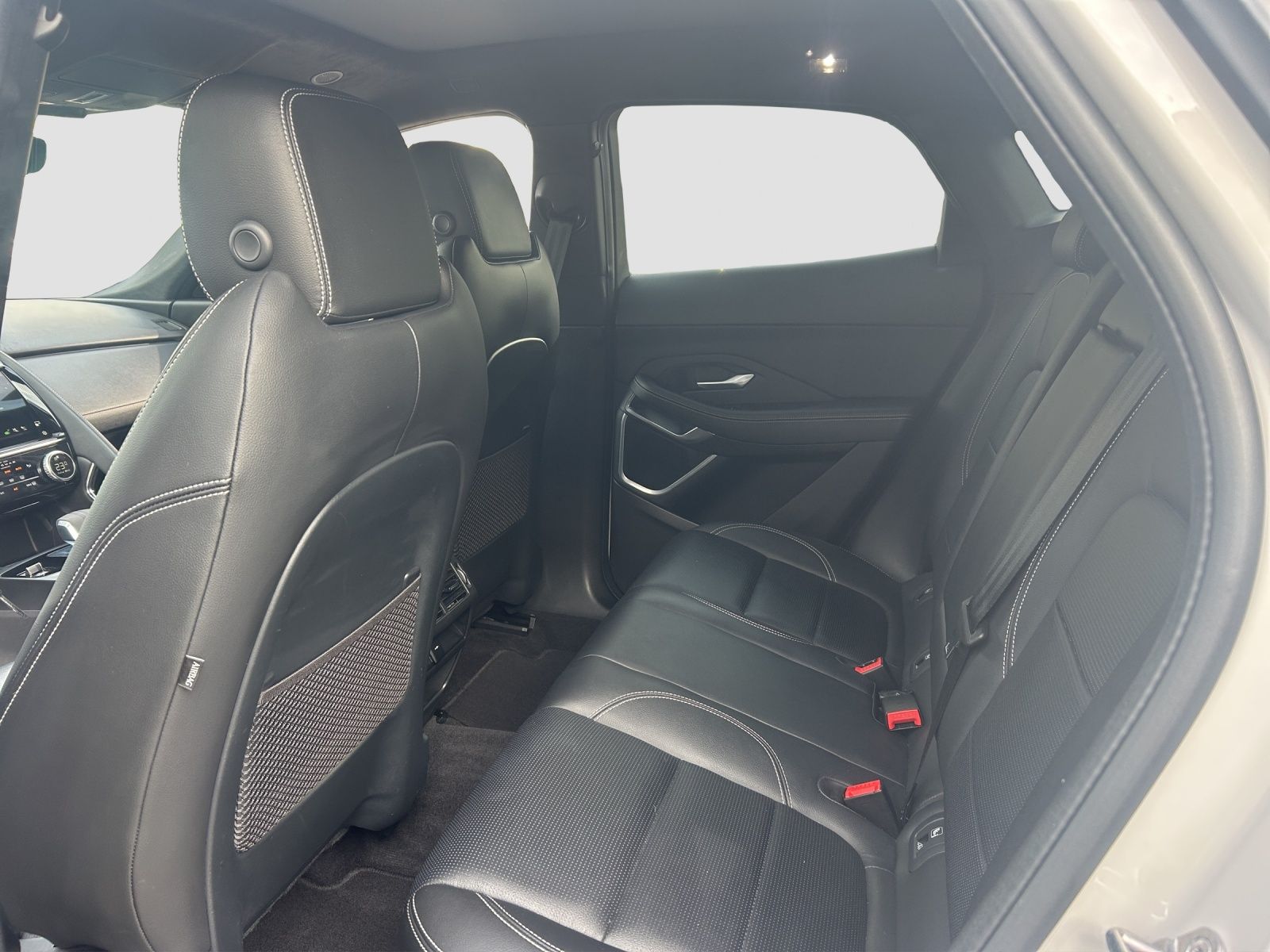 Jaguar E-PACE D200 R-Dynamic LED*ACC*KEYLESS*PANO*WinP*