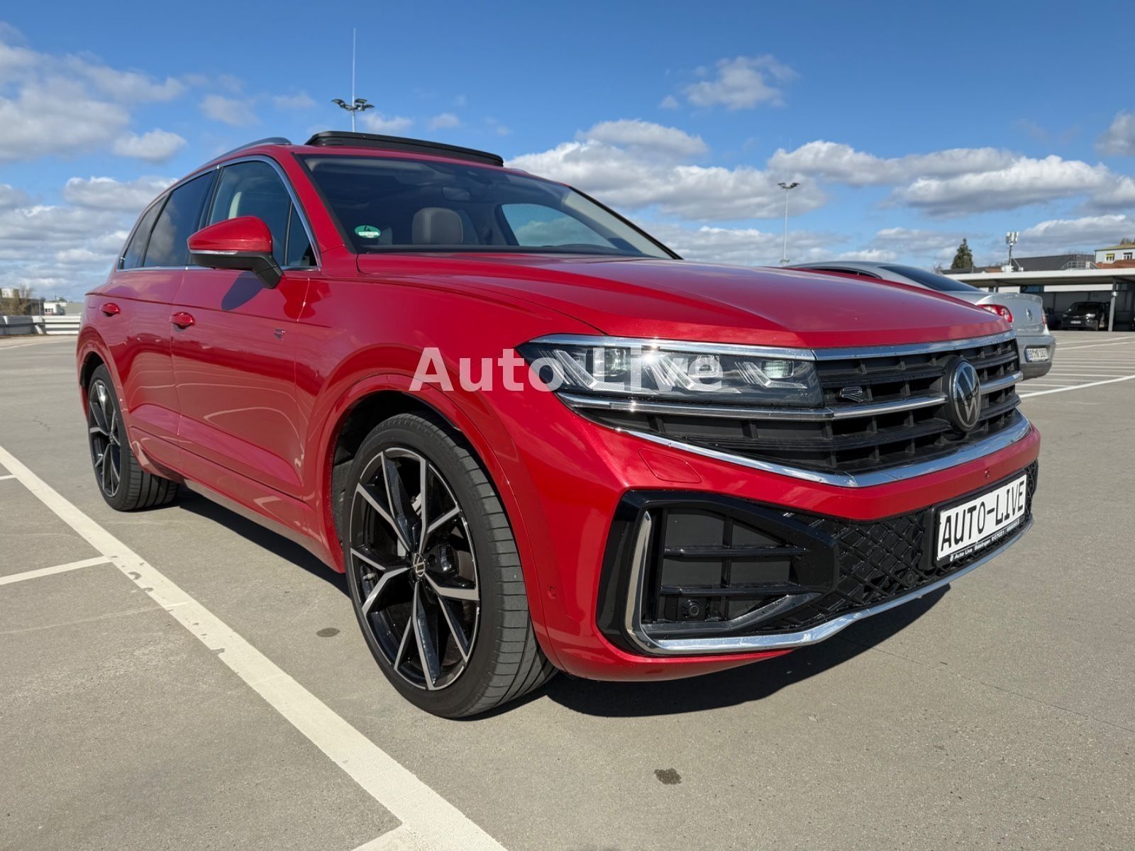 Volkswagen Touareg 3.0 TDI*R LINE*PANO*MATRIX*LUFT*360*VOL