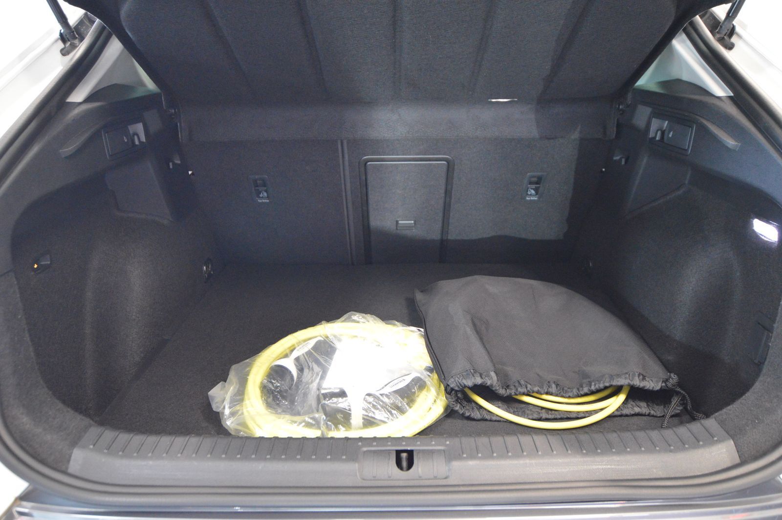 Cupra Formentor 1.4 e-HYBRID - Samsaru's Car Outlet